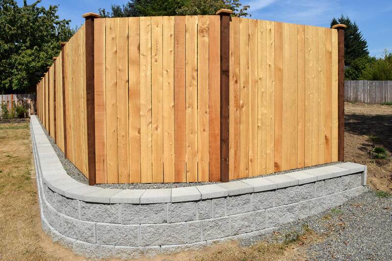 Fence & Retaining Wall