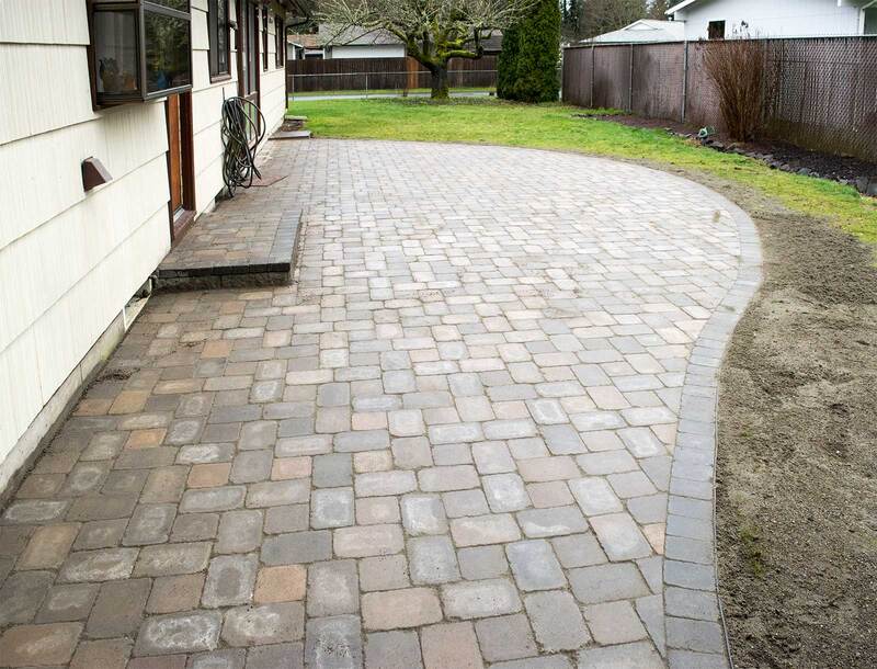 finished paver patio